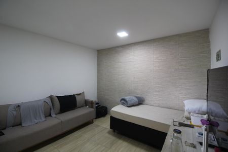 Casa de condomínio para alugar com 250m², 3 quartos e 5 vagasQuarto de Serviço