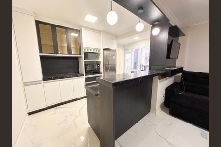 Apartamento para alugar com 119m², 2 quartos e 2 vagasCozinha