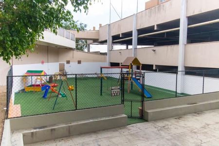 Apartamento à venda com 42m², 2 quartos e sem vagaÁrea comum