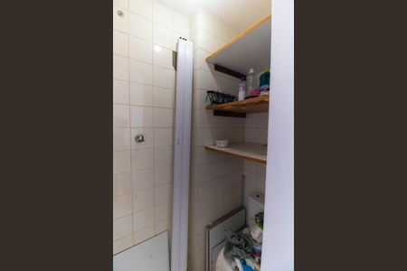 Apartamento à venda com 42m², 2 quartos e sem vagaBanheiro de serviço