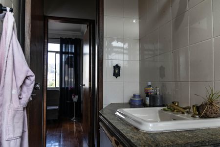 Apartamento à venda com 100m², 3 quartos e 1 vaga Apartamento à venda com 100m², 3 quartos e 1 vagaBanheiro Social