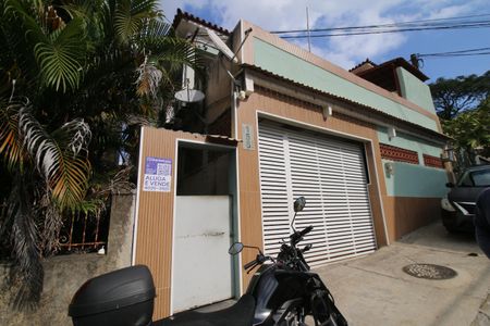Casa à venda com 297m², 4 quartos e sem vagaFachada