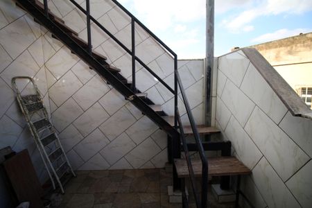 Casa à venda com 297m², 4 quartos e sem vagaHall escada - Terraço