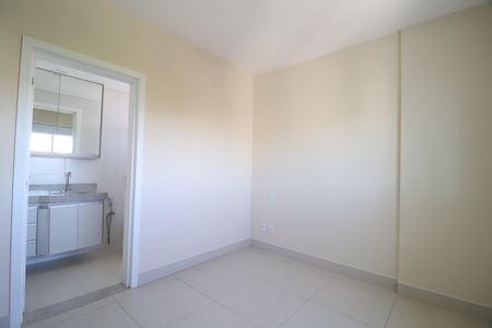 Apartamento para alugar com 125m², 3 quartos e 2 vagasSuíte 1