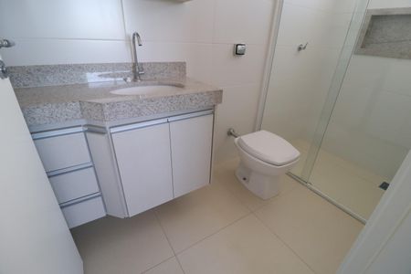 Apartamento para alugar com 125m², 3 quartos e 2 vagasBanheiro da Suíte 1