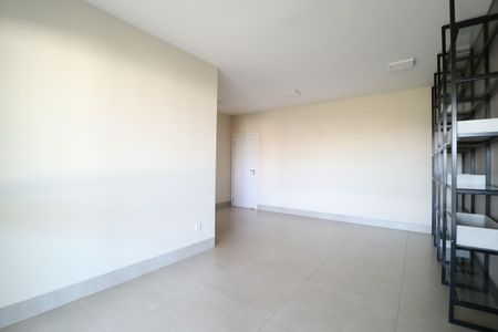 Apartamento para alugar com 125m², 3 quartos e 2 vagasSala
