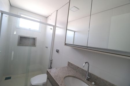 Apartamento para alugar com 125m², 3 quartos e 2 vagasBanheiro da Suíte 2