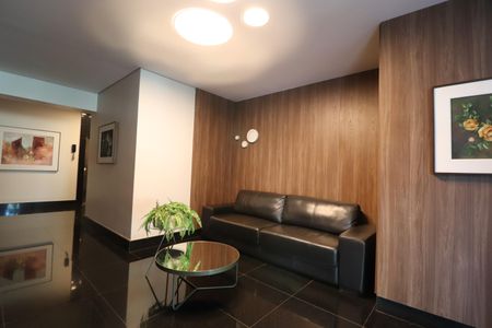 Apartamento para alugar com 125m², 3 quartos e 2 vagasHall social