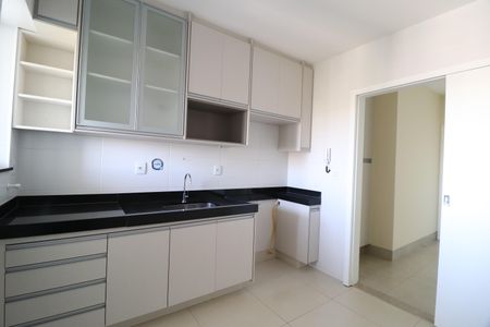 Apartamento para alugar com 125m², 3 quartos e 2 vagasCozinha