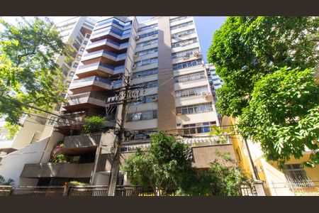 Apartamento à venda com 150m², 4 quartos e 1 vagaFachada