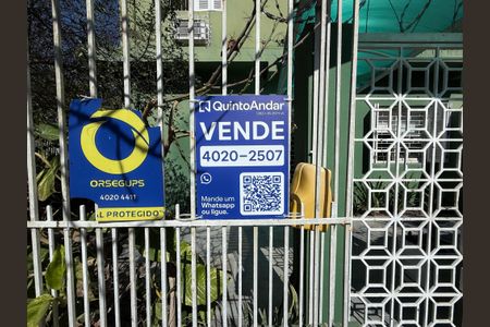 Casa à venda com 200m², 4 quartos e 1 vaga Casa à venda com 200m², 4 quartos e 1 vagaPlaquinha Instalada no dia 13/08 com código THMW-22