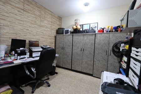 Casa à venda com 130m², 3 quartos e 2 vagasQuarto 3