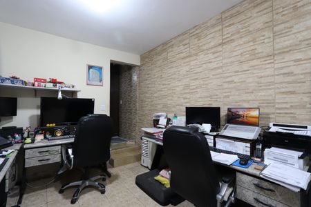 Casa à venda com 130m², 3 quartos e 2 vagasQuarto 3