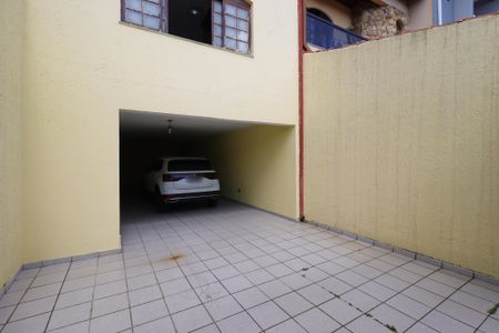 Casa à venda com 240m², 3 quartos e 4 vagasGaragem