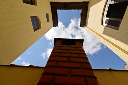 Casa à venda com 240m², 3 quartos e 4 vagasCorredor externo