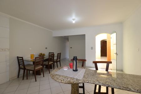 Casa à venda com 240m², 3 quartos e 4 vagasCozinha