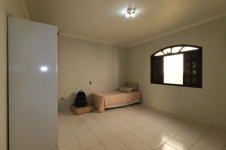 Casa à venda com 240m², 3 quartos e 4 vagasQuarto 1