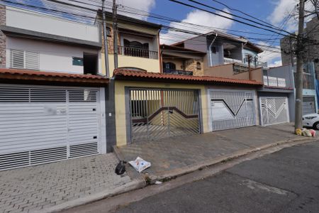 Casa à venda com 240m², 3 quartos e 4 vagasFachada