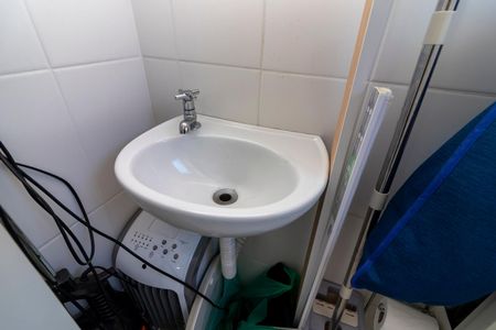 Apartamento à venda com 62m², 2 quartos e 1 vaga Apartamento à venda com 62m², 2 quartos e 1 vagaBanheiro de Serviço