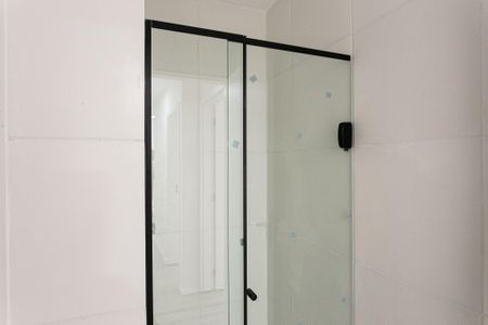 Apartamento para alugar com 43m², 2 quartos e sem vaga Apartamento para alugar com 43m², 2 quartos e sem vagaBanheiro