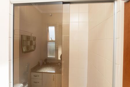 Apartamento à venda com 68m², 2 quartos e 1 vaga Apartamento à venda com 68m², 2 quartos e 1 vagaBanheiro