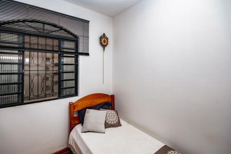 Casa à venda com 130m², 4 quartos e 2 vagas Casa à venda com 130m², 4 quartos e 2 vagasQuarto 3