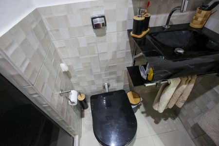 Apartamento para alugar com 100m², 3 quartos e 2 vagas Apartamento para alugar com 100m², 3 quartos e 2 vagasBanheiro