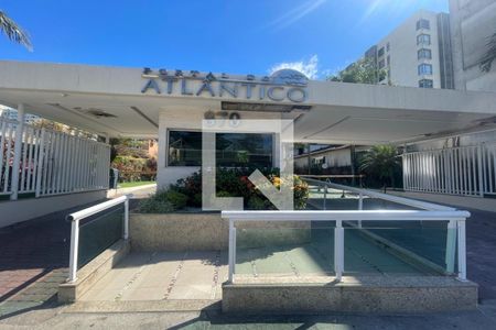 Apartamento para alugar com 65m², 2 quartos e 1 vaga Apartamento para alugar com 65m², 2 quartos e 1 vagaFachada