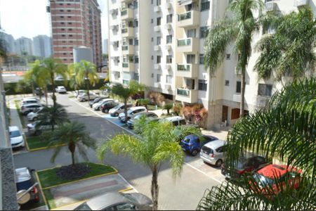 Apartamento para alugar com 65m², 2 quartos e 1 vaga Apartamento para alugar com 65m², 2 quartos e 1 vagaVista da Varanda da Sala