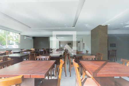Apartamento para alugar com 65m², 2 quartos e 1 vaga Apartamento para alugar com 65m², 2 quartos e 1 vagaÁrea comum - Salão de festas