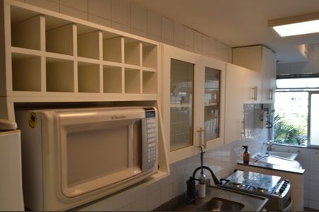 Apartamento para alugar com 65m², 2 quartos e 1 vaga Apartamento para alugar com 65m², 2 quartos e 1 vagaCozinha