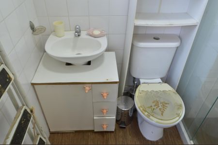 Apartamento para alugar com 65m², 2 quartos e 1 vaga Apartamento para alugar com 65m², 2 quartos e 1 vagaBanheiro da Suíte 2