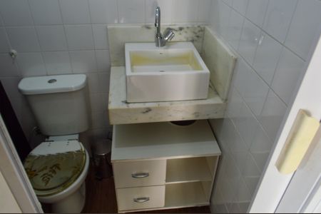 Apartamento para alugar com 65m², 2 quartos e 1 vaga Apartamento para alugar com 65m², 2 quartos e 1 vagaBanheiro Social