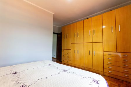 Casa à venda com 168m², 3 quartos e 2 vagas Casa à venda com 168m², 3 quartos e 2 vagasSuíte 1