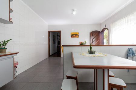 Casa à venda com 168m², 3 quartos e 2 vagas Casa à venda com 168m², 3 quartos e 2 vagasCozinha