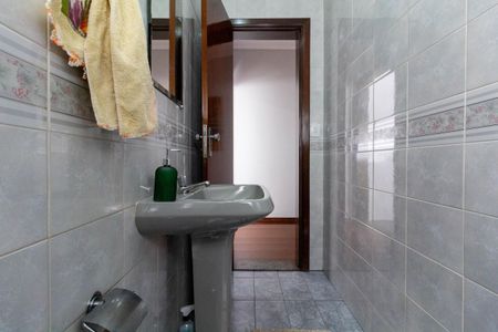 Casa à venda com 168m², 3 quartos e 2 vagas Casa à venda com 168m², 3 quartos e 2 vagasLavabo