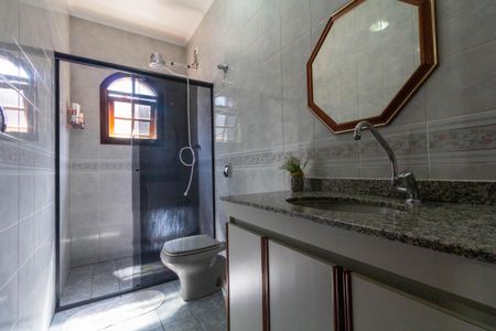 Casa à venda com 168m², 3 quartos e 2 vagas Casa à venda com 168m², 3 quartos e 2 vagasBanheiro da Suíte 2
