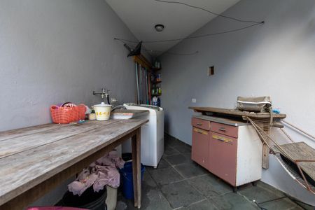 Casa à venda com 168m², 3 quartos e 2 vagas Casa à venda com 168m², 3 quartos e 2 vagasQuintal e Área de Serviço