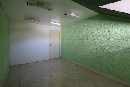 Casa para alugar com 300m², 4 quartos e 3 vagasEspaço Diversos 