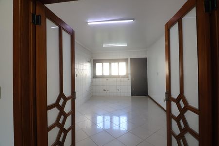 Casa para alugar com 300m², 4 quartos e 3 vagasCozinha