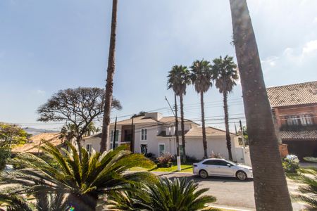 Casa de condomínio à venda com 1450m², 5 quartos e 3 vagas Casa de condomínio à venda com 1450m², 5 quartos e 3 vagasVista da Suíte