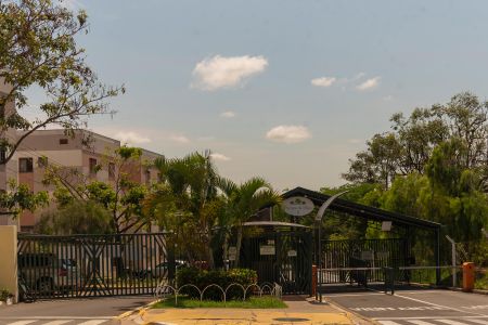 Apartamento para alugar com 43m², 2 quartos e 1 vaga Apartamento para alugar com 43m², 2 quartos e 1 vagaFachada
