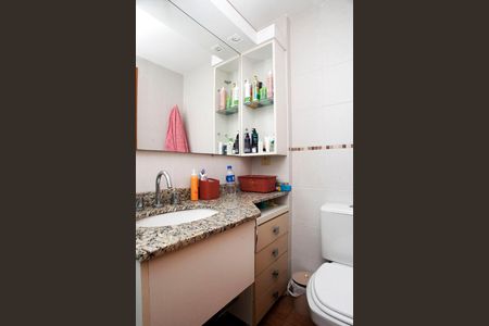 Apartamento à venda com 58m², 2 quartos e sem vagaBanheiro da Suíte