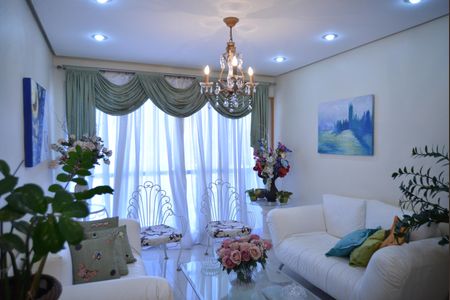 Apartamento à venda com 150m², 3 quartos e 2 vagasSala