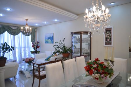 Apartamento à venda com 150m², 3 quartos e 2 vagasSala