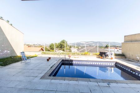 Casa de condomínio à venda com 695m², 5 quartos e 6 vagas Casa de condomínio à venda com 695m², 5 quartos e 6 vagasPiscina