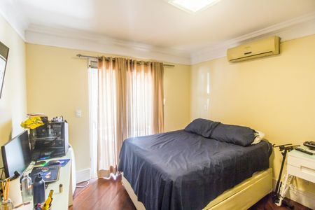 Casa de condomínio à venda com 695m², 5 quartos e 6 vagas Casa de condomínio à venda com 695m², 5 quartos e 6 vagasSuíte 2