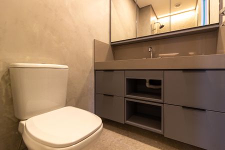 Apartamento à venda com 69m², 2 quartos e 1 vaga Apartamento à venda com 69m², 2 quartos e 1 vagaBanheiro