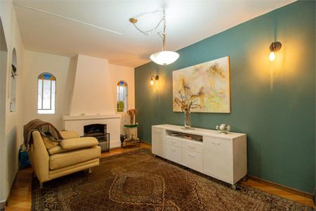 Casa à venda com 150m², 2 quartos e 3 vagas