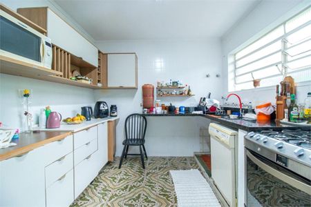 Casa à venda com 150m², 2 quartos e 3 vagas